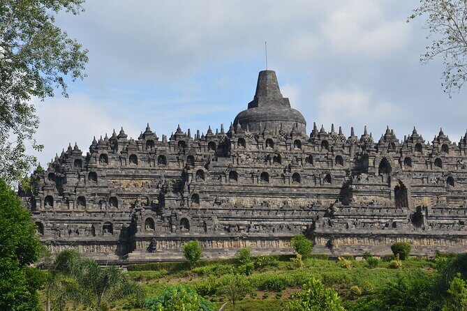 Borobudur and Prambanan Temples Shared Guided Tour With Transfer - Shared Temples in a Single Day: The Real Value Proposition