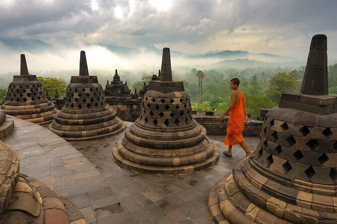 Borobudur Full Climb Up Access and Selogriyo Rice Terrace Tour - Price and what $49 covers (and why it’s fair)